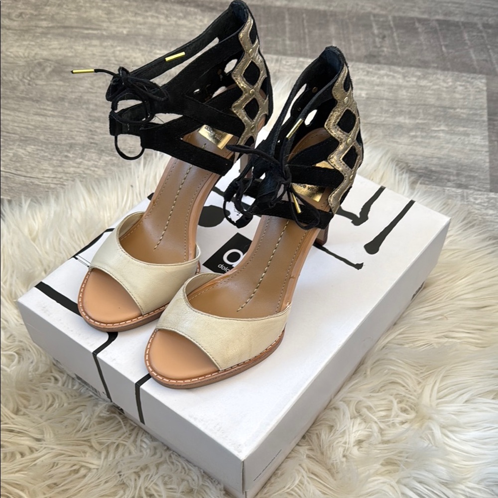 Dolce Vita Danilo Women's Black and Gold Leather Heels New with Box